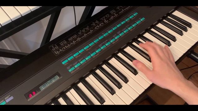 Luka Ray - Fire and Ice | 80s Synthpop смотреть онлайн