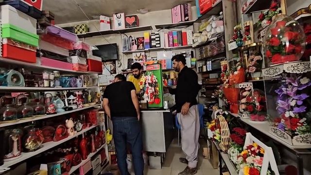 Buying Garden Flowers In The City Greenhouse / Nomadic Documentary By Saifullah And Arad