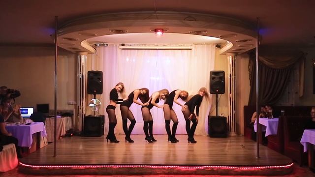 Стрип-пластика / Lady`s dance / Ariana Grande – Dangerous Woman смотреть онлайн