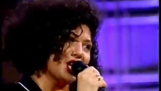 სალომე ბაკურაძე - ეს სიმღერა смотреть онлайн