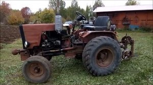 осенняя пахота картофельного поля трактором.   #самодельныйтрактор   #т-25  #пашемогород