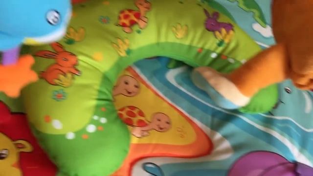 Tiny Love Gymini Monkey Island PlayMat Review смотреть онлайн