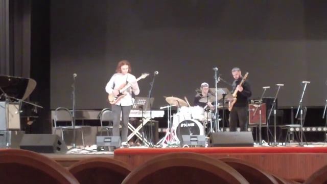 Азаров Андрей - Yesterdays-Jerom Kern смотреть онлайн