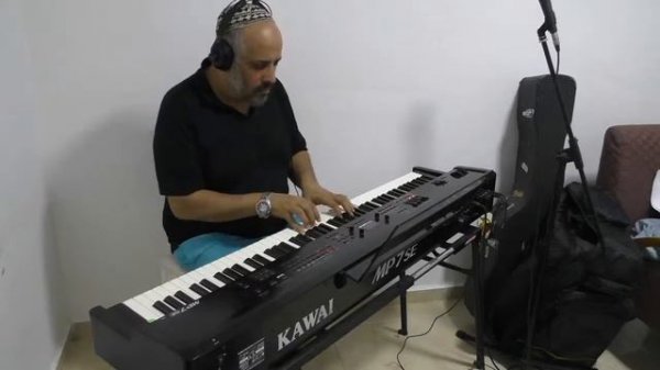 Live piano improvisation Kawai Mp7SE