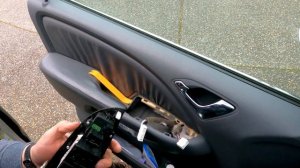 HONDA ODYSSEY РЕМОНТ СТЕКЛОПОДЪЁМНИКА. РАБОТАЕТ ТОЛЬКО ОДИН СТЕКЛОПОДЪЕМНИК (Одисей 2007)