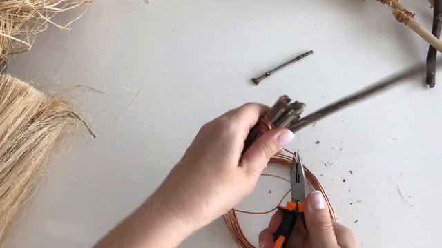 Метла Для Ведьмы. How to make broomsticks for witches. смотреть онлайн