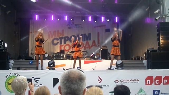 Show Ballet Goldys - Русский (Варенька) смотреть онлайн