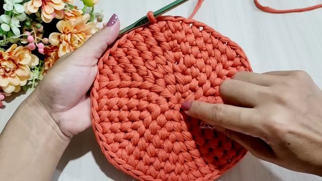 BELÍSSIMA BOLSA BOHO EM CROCHÊ MODELO NOVO 2023 COM A VERDADEIRA TÉCNICA DE ARREMATE INVISÍVEL смотреть онлайн