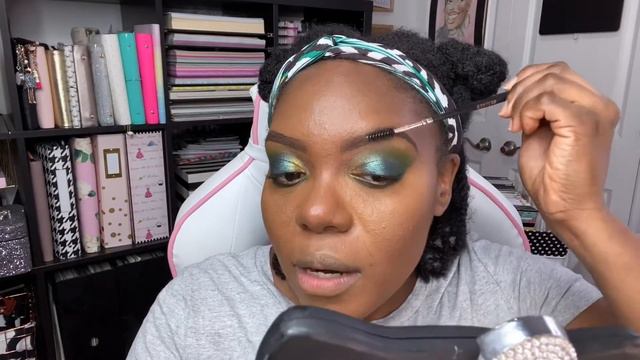 How To Green Smokey Eye Tutorial смотреть онлайн