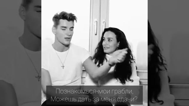 Стих "А когда он найдёт фото" о любви смотреть онлайн