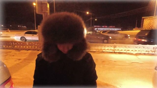 Ёлки, ЁЛКИ, Ёлки. Предновогодняя распродажа. рынок "Столичный". Якутск. 22 декабря 2018 г. смотреть онлайн