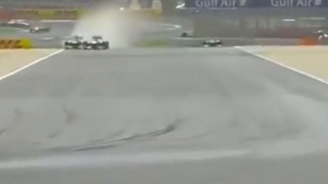 Fernando Alonso - "all the time you have to leave a space..." | F1 Radio смотреть онлайн