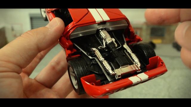 Обзор масштабной модели  Ford GT 2005 1/24 MotorMax