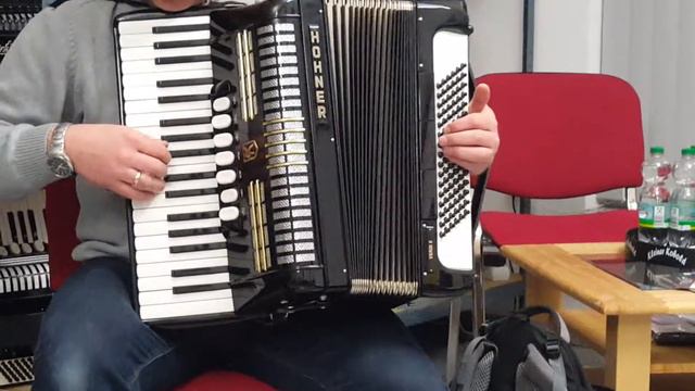 Klangprobe Akkordeon Hohner Verdi II смотреть онлайн