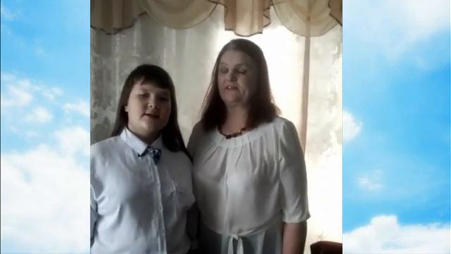 песня СМОТРИ КАКАЯ КРАСОТА исполняют Березины Елизавета и Наталья Ивановна