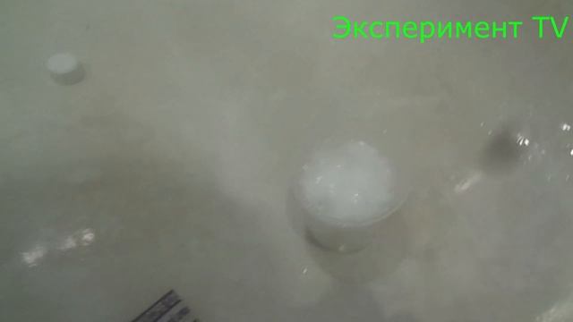 Реакция соды и аммиака с соляной кислотой(дым без огня) смотреть онлайн