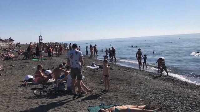 Пробую плавать в море 26 октября , при температуре воды 19 градусов смотреть онлайн