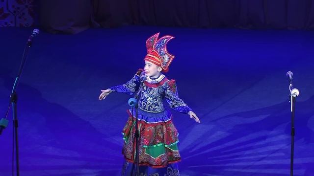 Doonya The Fine-Spinner / Дуня-Тонкопряха смотреть онлайн