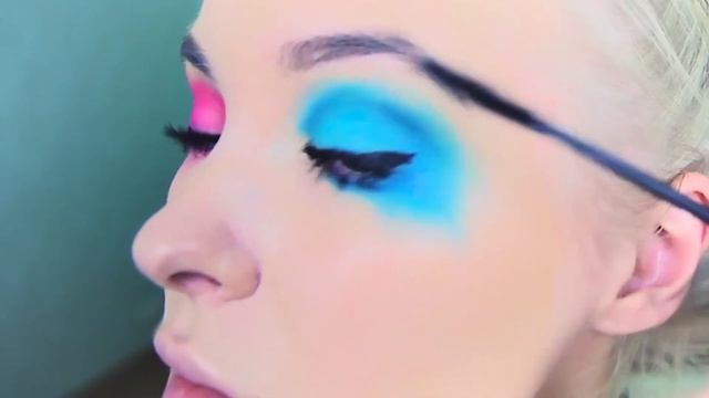 Harley Quinn Suicide Squad Makeup Tutorial ⁄ Харли Квинн, отряд самоубийц Макияж смотреть онлайн