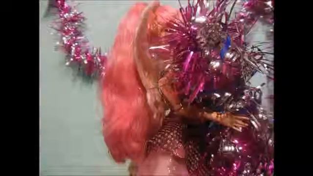 Stop Motion Купидон украшает дом к новому году) смотреть онлайн