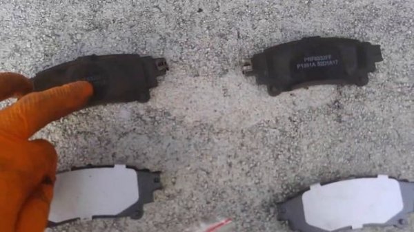 LEXUS IS250 2014 REAR BRAKE PADS REPLACEMENT