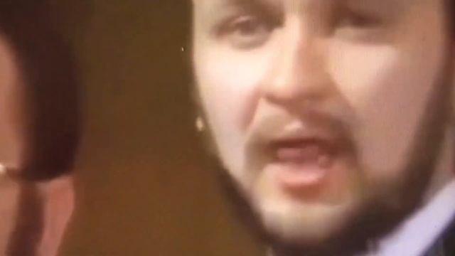 8 марта Поздравление от парней у которых нет денег на подарок С 8 Марта сделай своими руками «РТОМ» смотреть онлайн