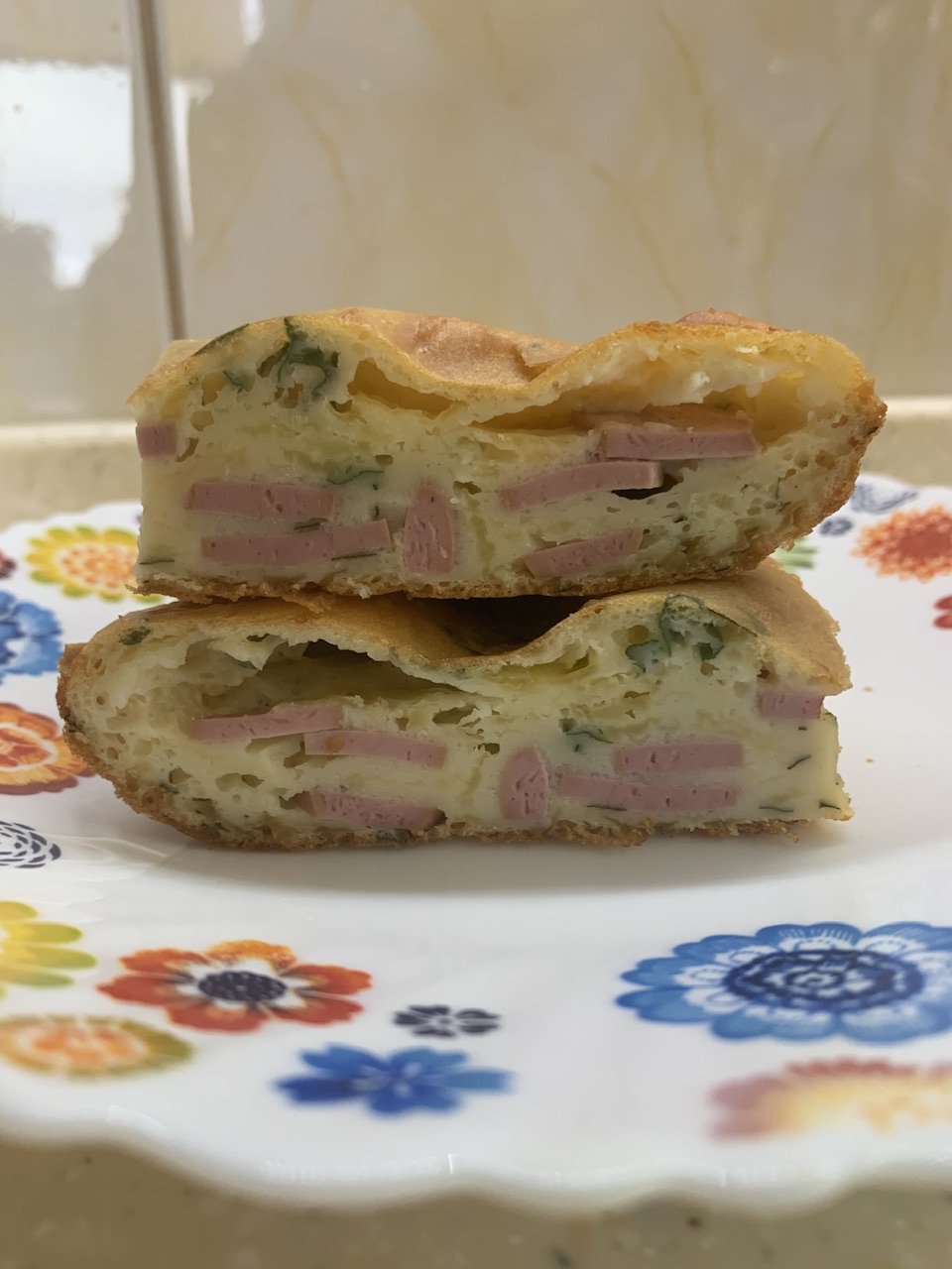 Пирог с сосисками и сыром смотреть онлайн