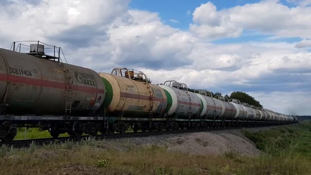 Тепловоз 2ТЭ116У-0320. Мост через р.Куганак. смотреть онлайн