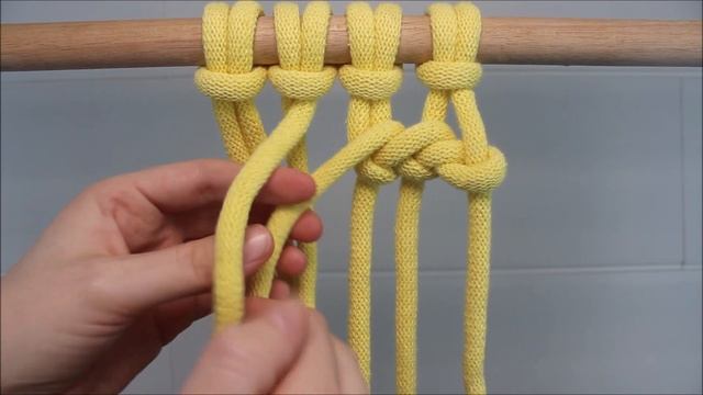 Horizontal Braid Pattern | EASY Macrame Tutorial смотреть онлайн