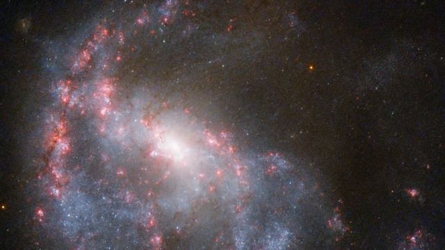 Hubblecast 60: Galaxy scores a bullseye смотреть онлайн