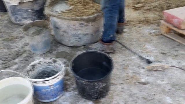 Як, команда #Яmaster виготовляє розчин, для цегляної кладки в зимку, і працює до -10.