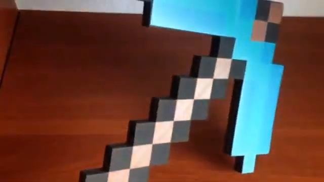 Алмазная кирка Майнкрафт Minecraft смотреть онлайн