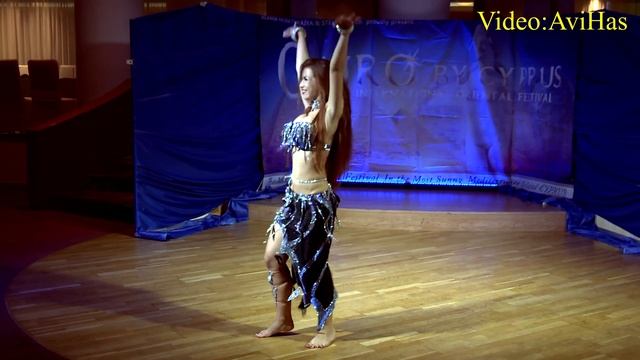 Anna Zhludova Belly Dancer - Drum Solo смотреть онлайн