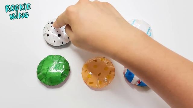 종이스퀴시 아이스크림샵 만들기? | 유행하는 틱톡 말랑이 만들기 | DIY Ice Cream Squishy Shop смотреть онлайн