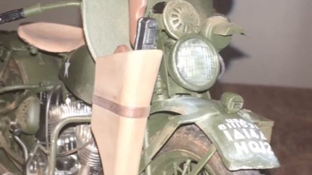 Italeri 1/9 W750 Harley Davidson Motorcycle смотреть онлайн