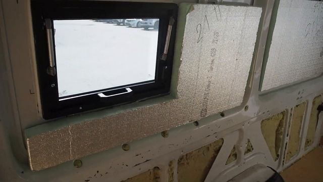 АВТОДОМ СВОИМИ РУКАМИ | СЕРИЯ #8: Теплоизоляция и фрейминг смотреть онлайн