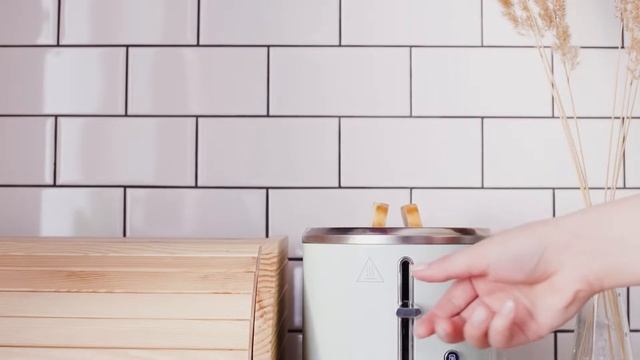 ✅ Kitchenaid Retro Toaster vs Smeg Retro Toaster | Which Toaster is the Best? - Brand Wars смотреть онлайн