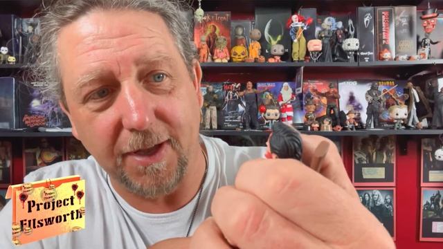 Unboxing Neca Tooney Terrors Bloody Ash - Horror Figure Unboxing - "Groovy" - PE#761 смотреть онлайн