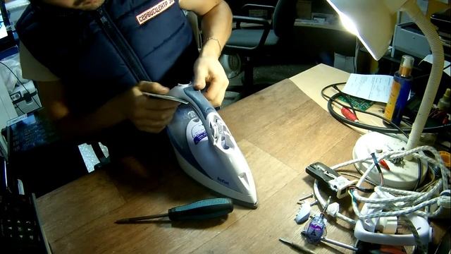 Как разобрать утюг за 3 минуты. смотреть онлайн