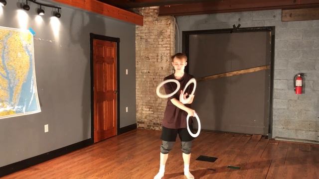 IJA Tricks of the Month by Zak McAllister from USA /Juggling смотреть онлайн