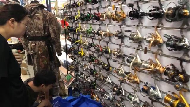 Рыболовный опт - рынок в городе Иу, Китай смотреть онлайн