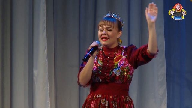 "КАЛИНА, РЯБИНА" поёт Ольга Салеева в гостях у "Митрофановны" Настоящий народный хит! смотреть онлайн