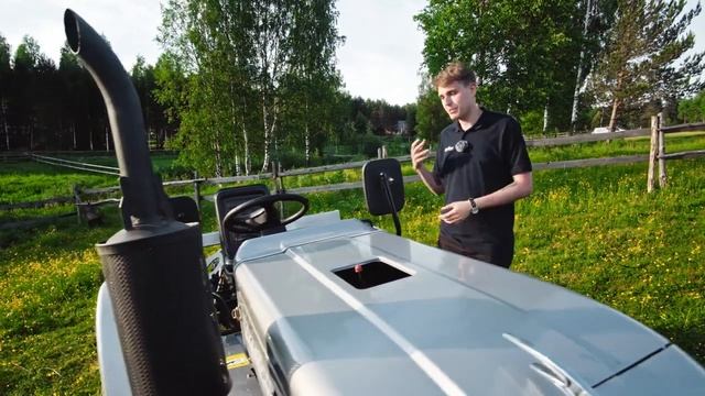 Выбираем лучший трактор  СКАУТ Т 220В против СКАУТ T 244В