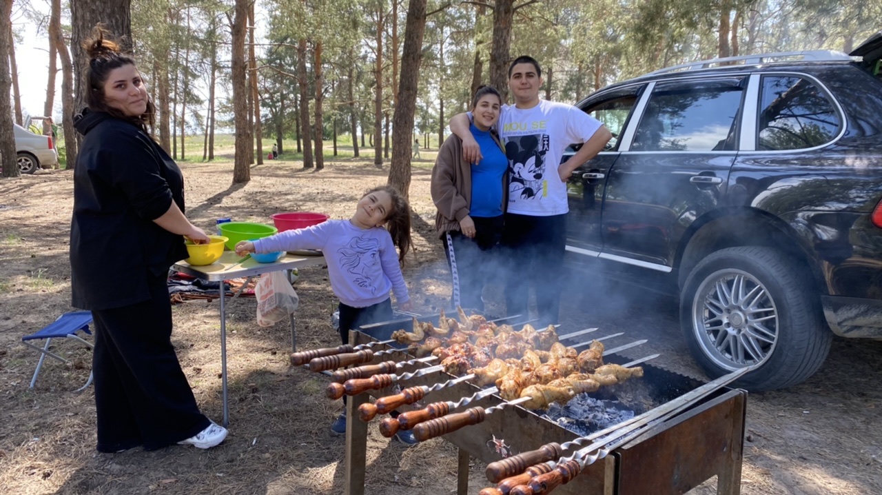 Вкусный шашлык на природе смотреть онлайн