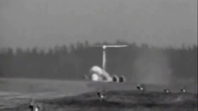 Ilyushin IL-62 Interflug at Moscow Sheremetyevo Airport, 1972 смотреть онлайн