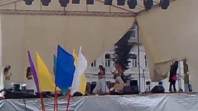 Парад Невест в Людиново.Группа Невесты Восточные смотреть онлайн