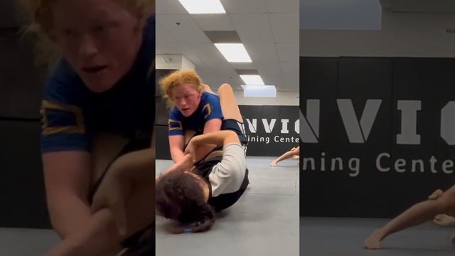 Knee-In Guard Break смотреть онлайн