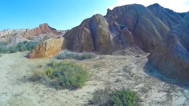 Кыргызстан | Каньон Сказка, южный берег оз. Иссык-Куль(часть 2) Фантастическая раскраска гор! смотреть онлайн