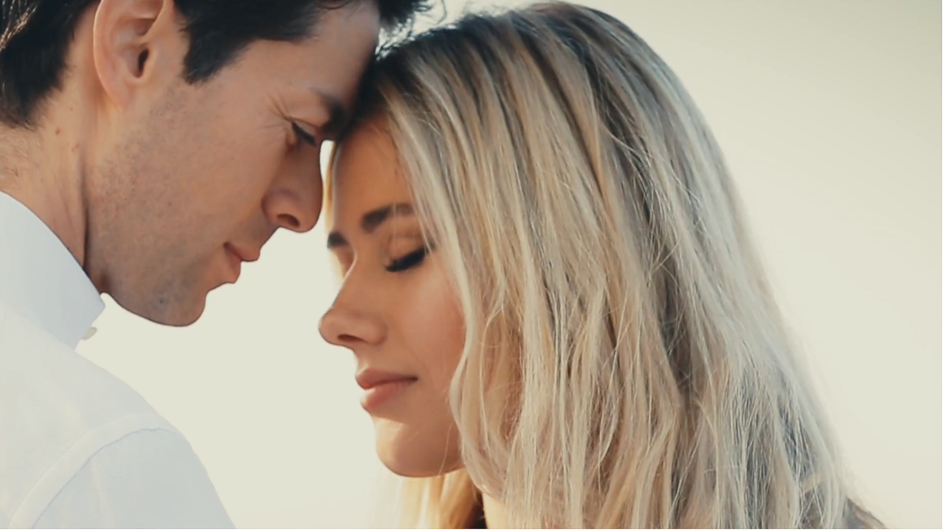 Марк Тишман и Юля Паршута – Невыносимая (Клип, 2017) смотреть онлайн