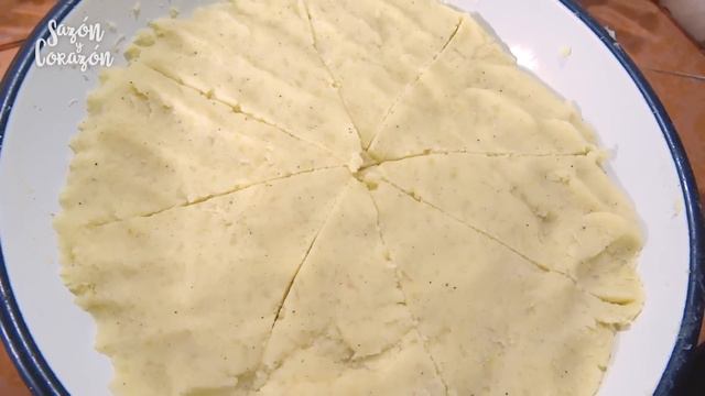 PAPA RELLENA | RECETA PERUANA | SUPER FACIL Y DELICIOSA | Sazón y Corazón смотреть онлайн